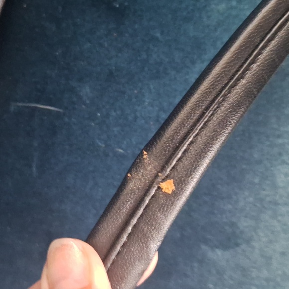 Ling Wu Cross Shoulder Tote - Picture 6 of 8